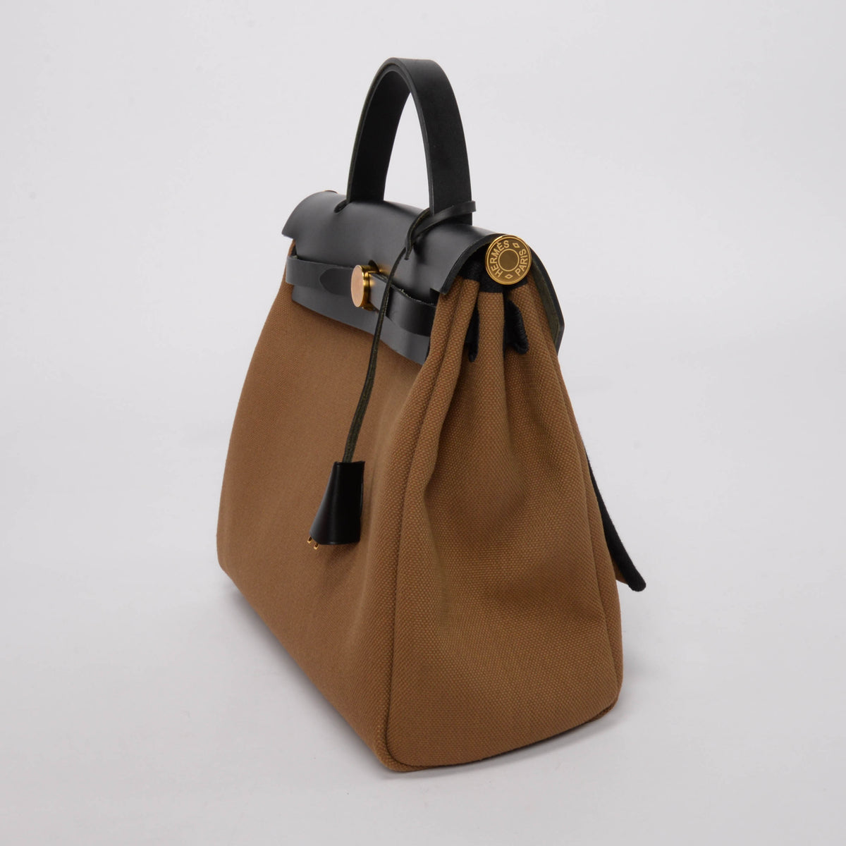 Hermes Alezan & Noir Military Canvas & Hunter Herbag Zip 31