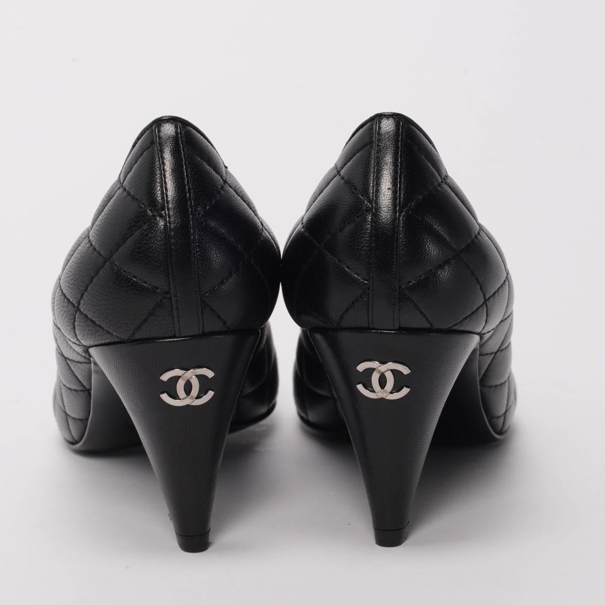 Chanel Black Quilted Lambskin Cap Toe Pumps 39.5
