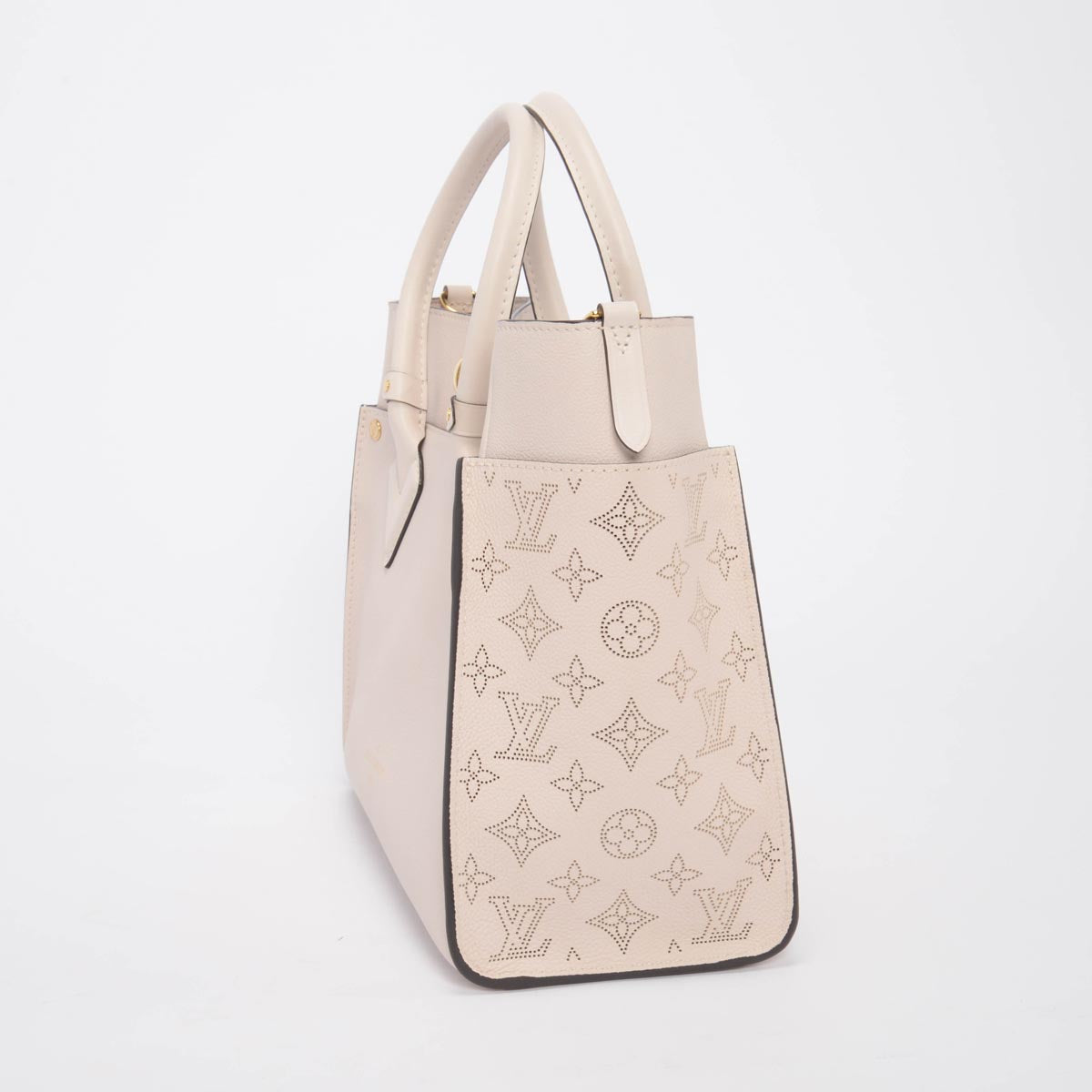 Louis Vuitton Greige Mahina Calfskin On My Side MM