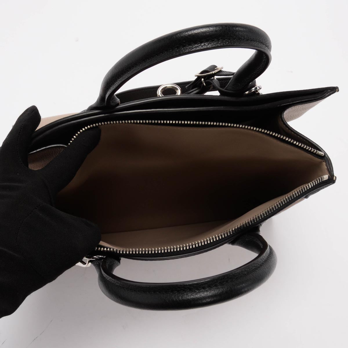 Louis Vuitton Bi-Colour Taurillon City Steamer MM