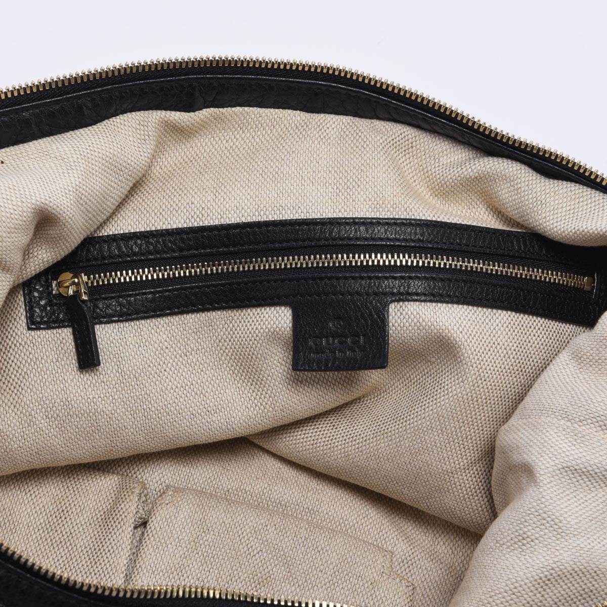 Gucci Black Grained Calfskin Soho Chain Shoulder Bag