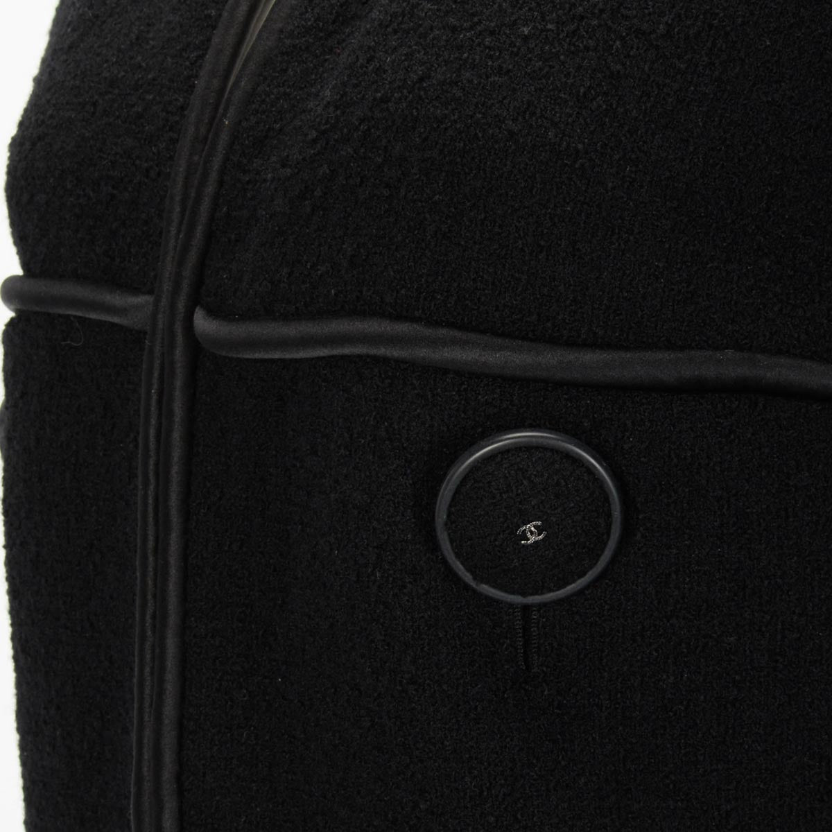 Chanel Black Wool Boucle Collarless Edge to Edge Jacket FR 38