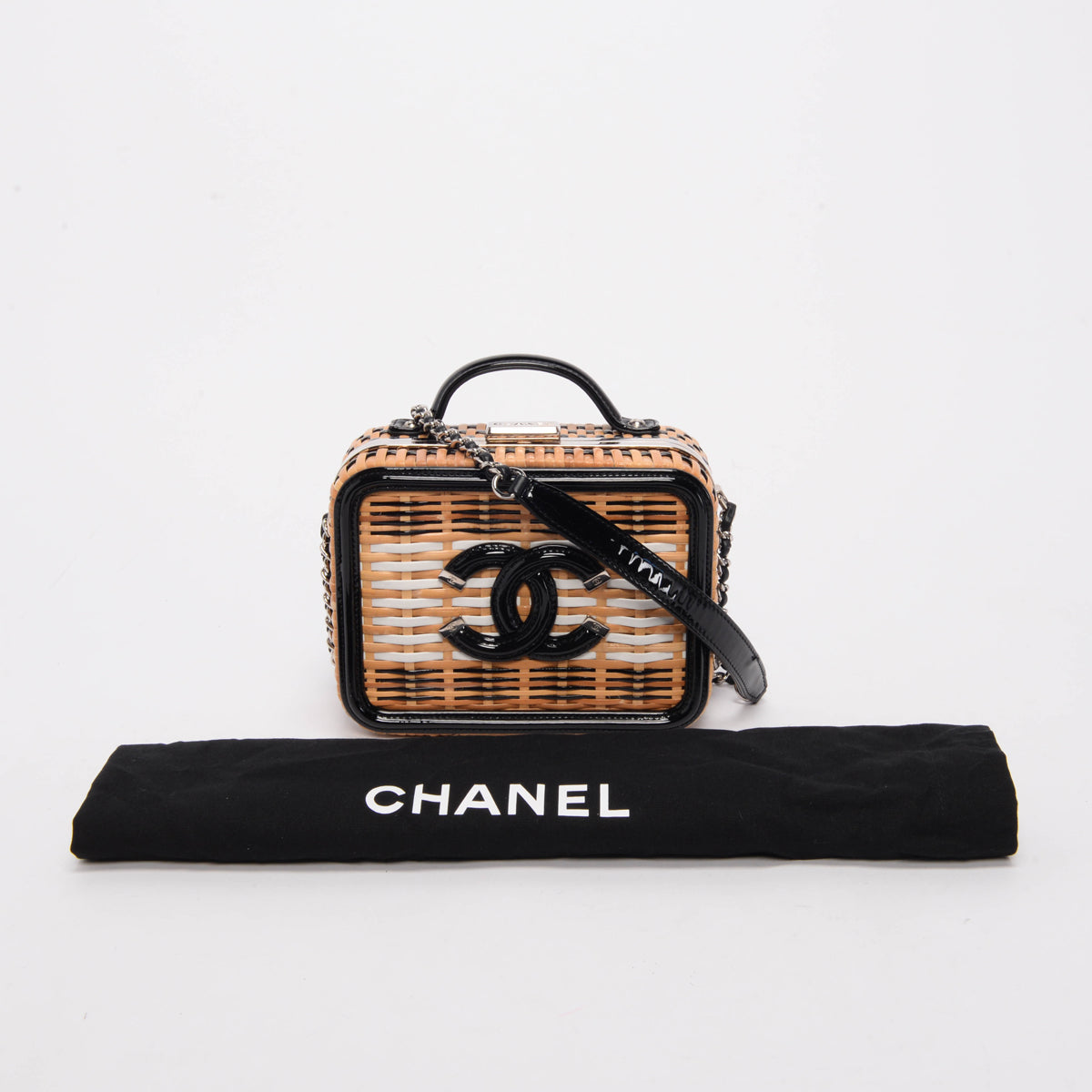 Chanel Natural Rattan Wicker Medium CC Filigree Vanity Case