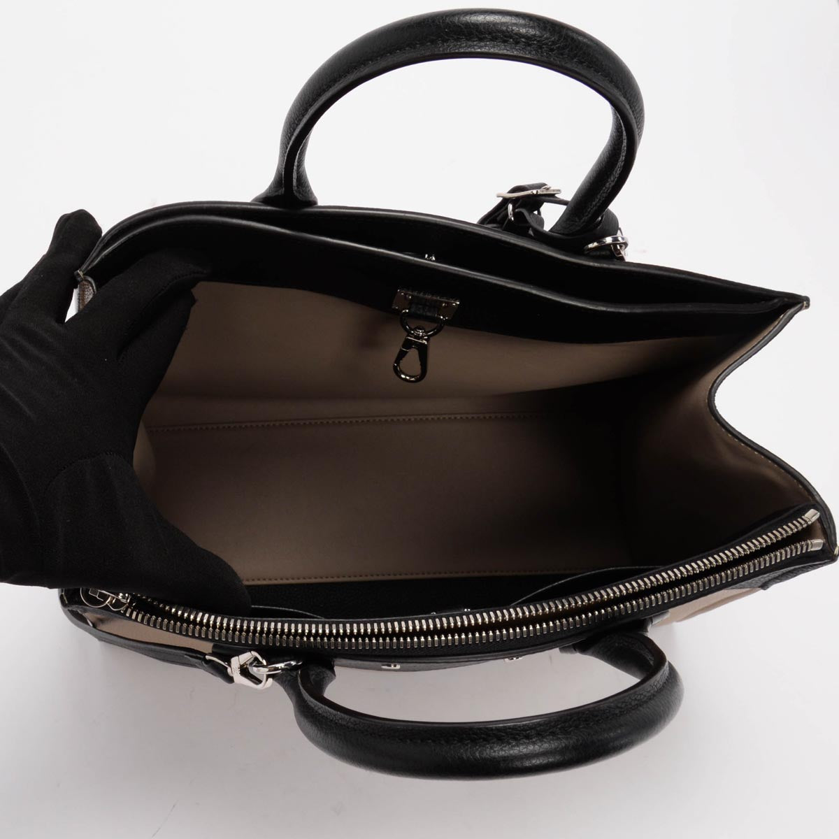 Louis Vuitton Bi-Colour Taurillon City Steamer MM