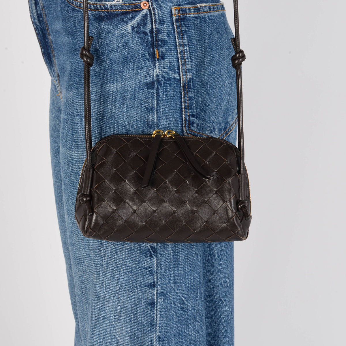 Bottega Veneta Fondant Intrecciato Nappa Concert Pouch