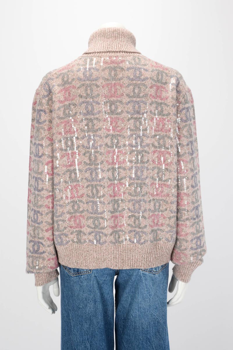 Chanel Pink Cashmere CC Sequined Turtleneck Sweater FR 50