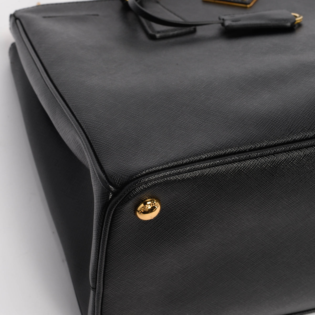 Prada Black Saffiano Medium Galleria Tote
