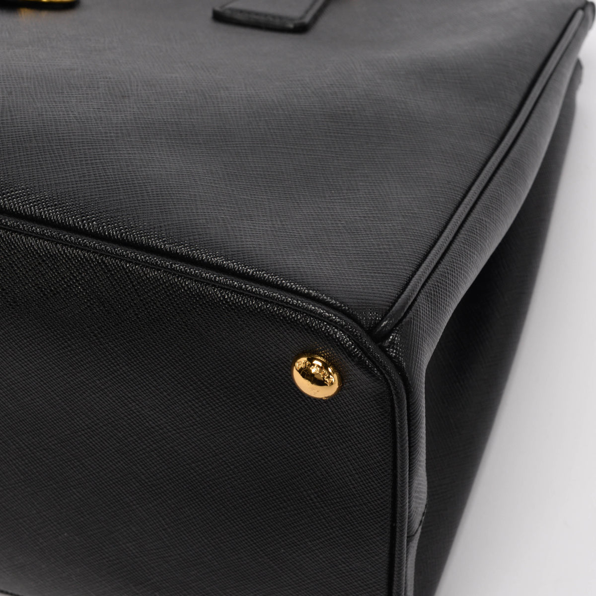 Prada Black Saffiano Medium Galleria Tote