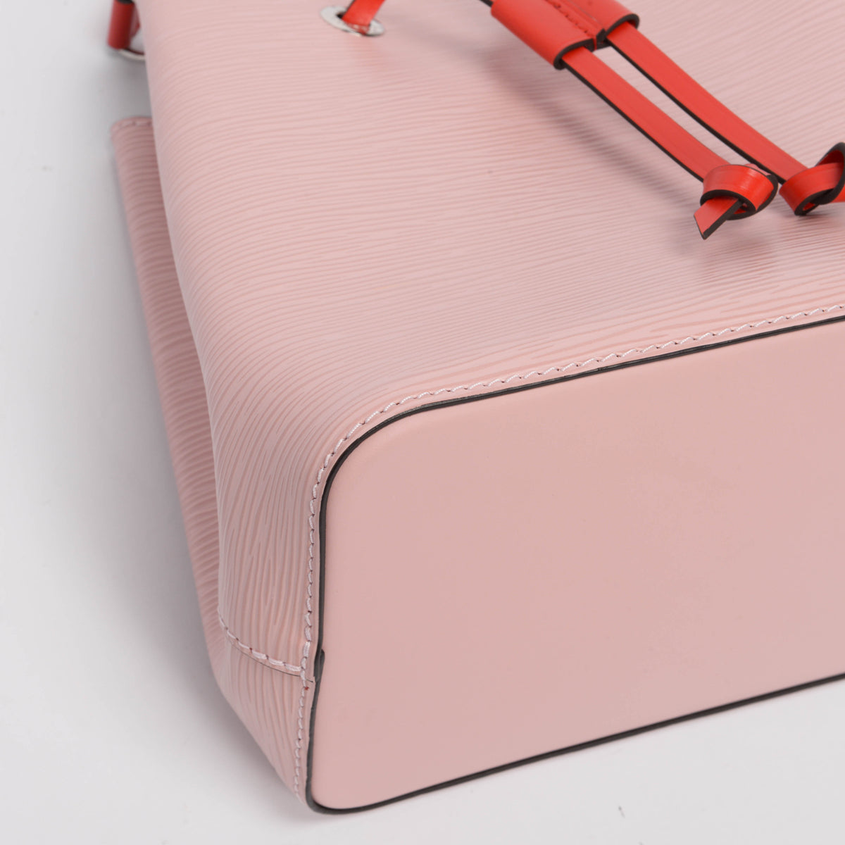 Louis Vuitton Rose Ballerine Epi Leather Neonoe BB Bag