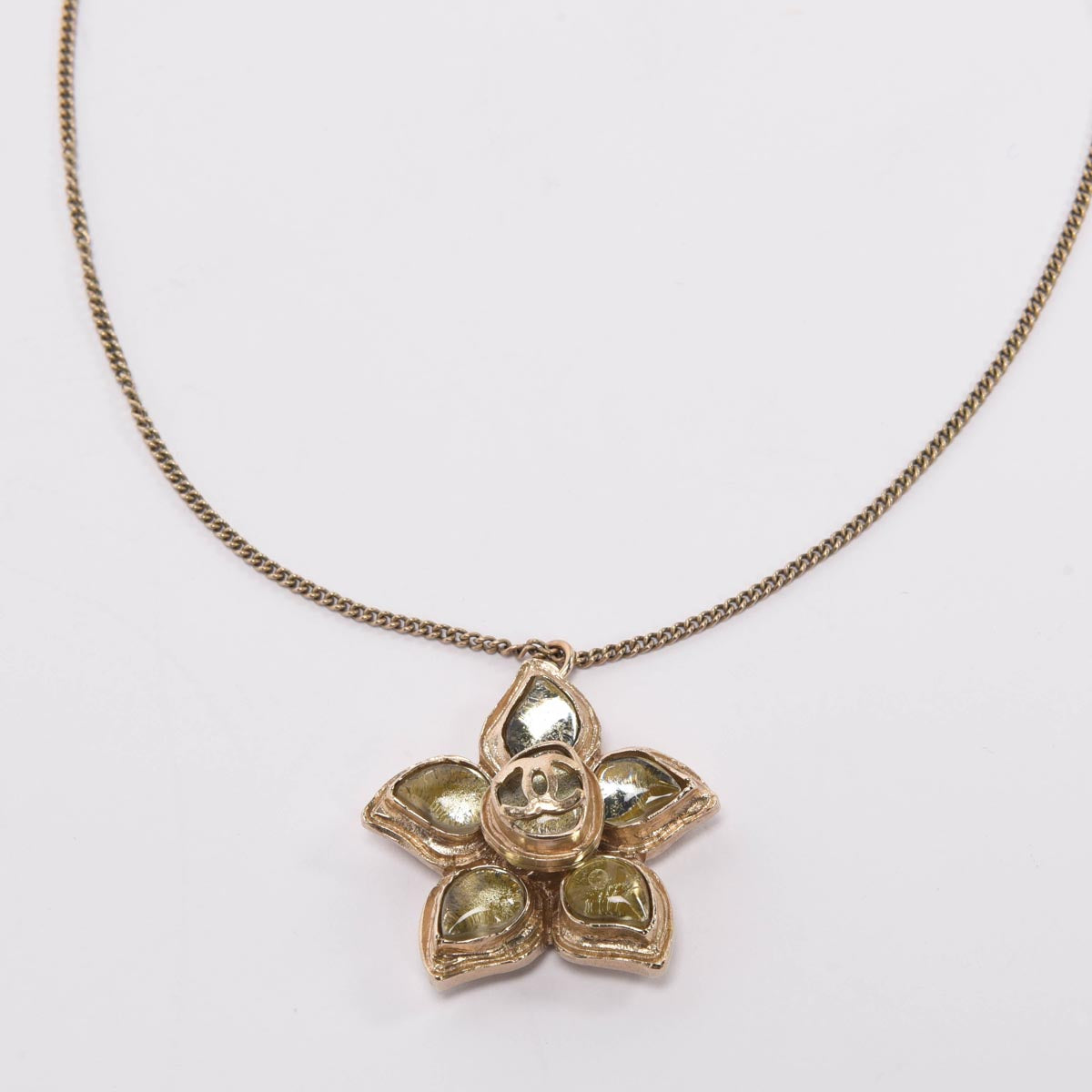 Chanel Light Gold Gripoix Paris-Bombay Camellia Necklace