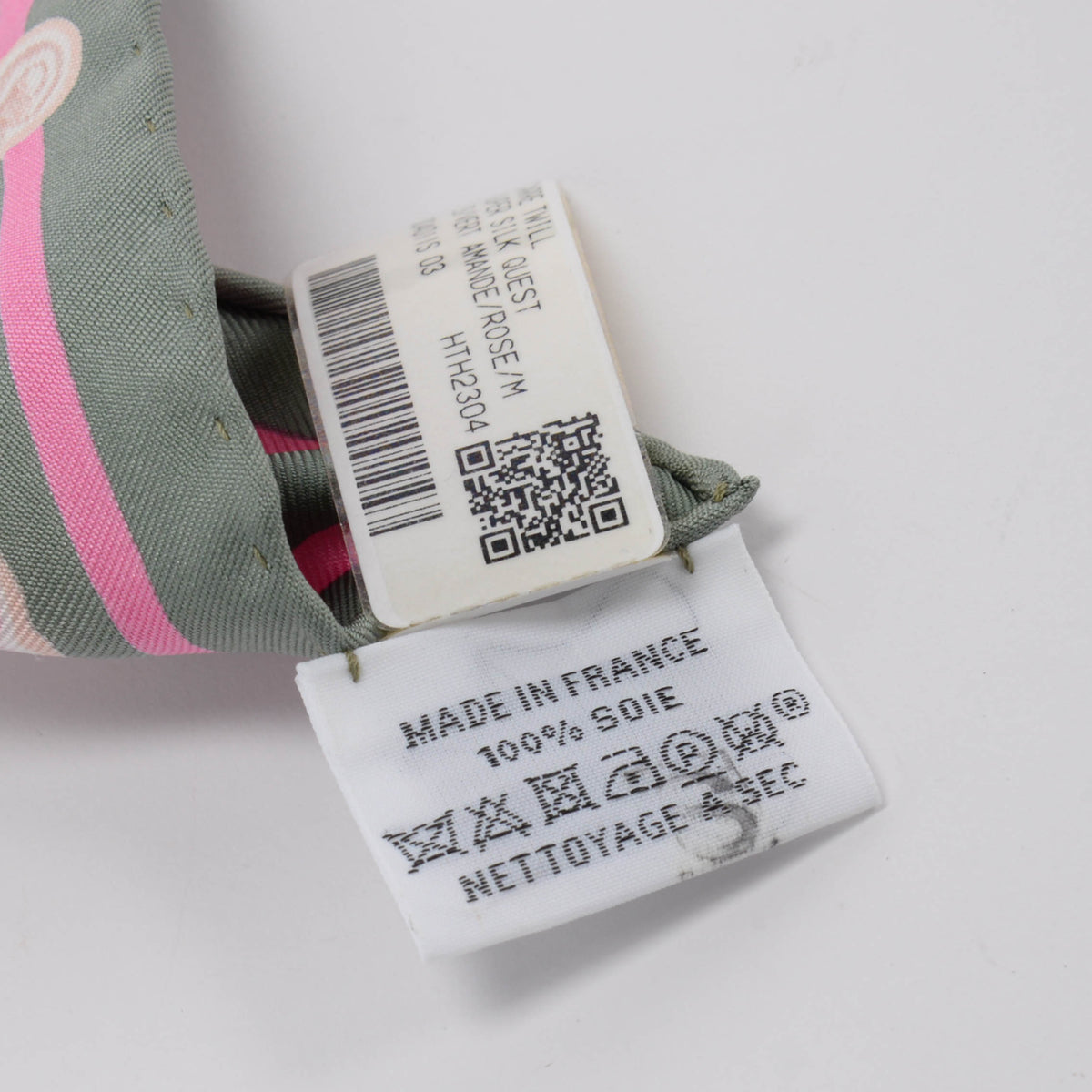 Hermes Vert Super Silk Quest Detail Scarf