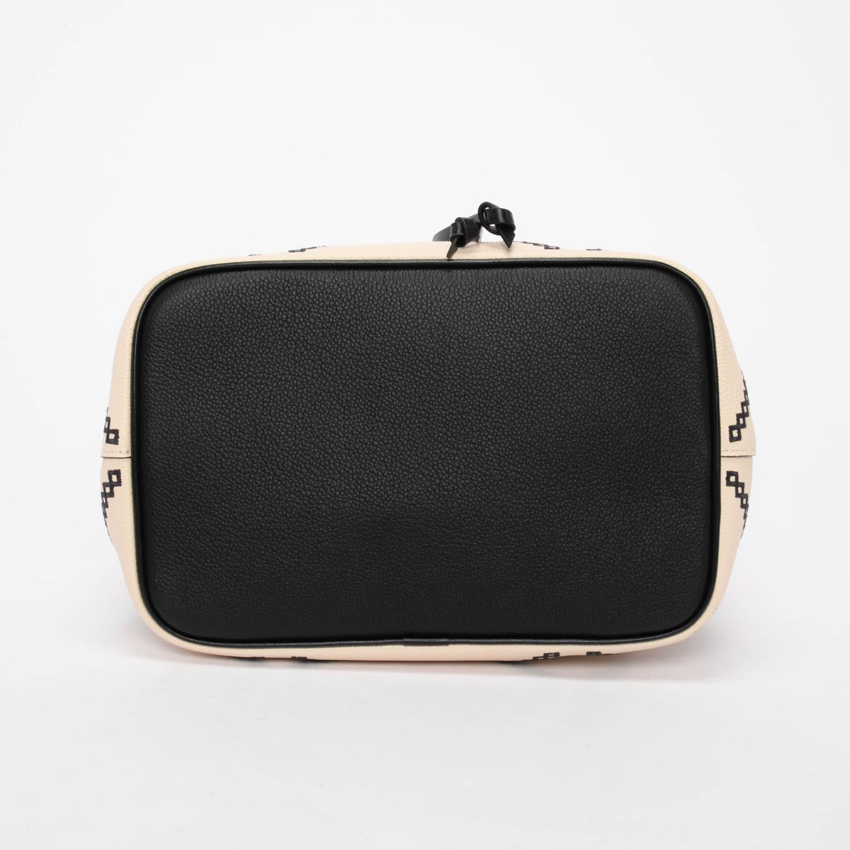 Louis Vuitton Empreinte Monogram Giant Broderies Neonoe MM