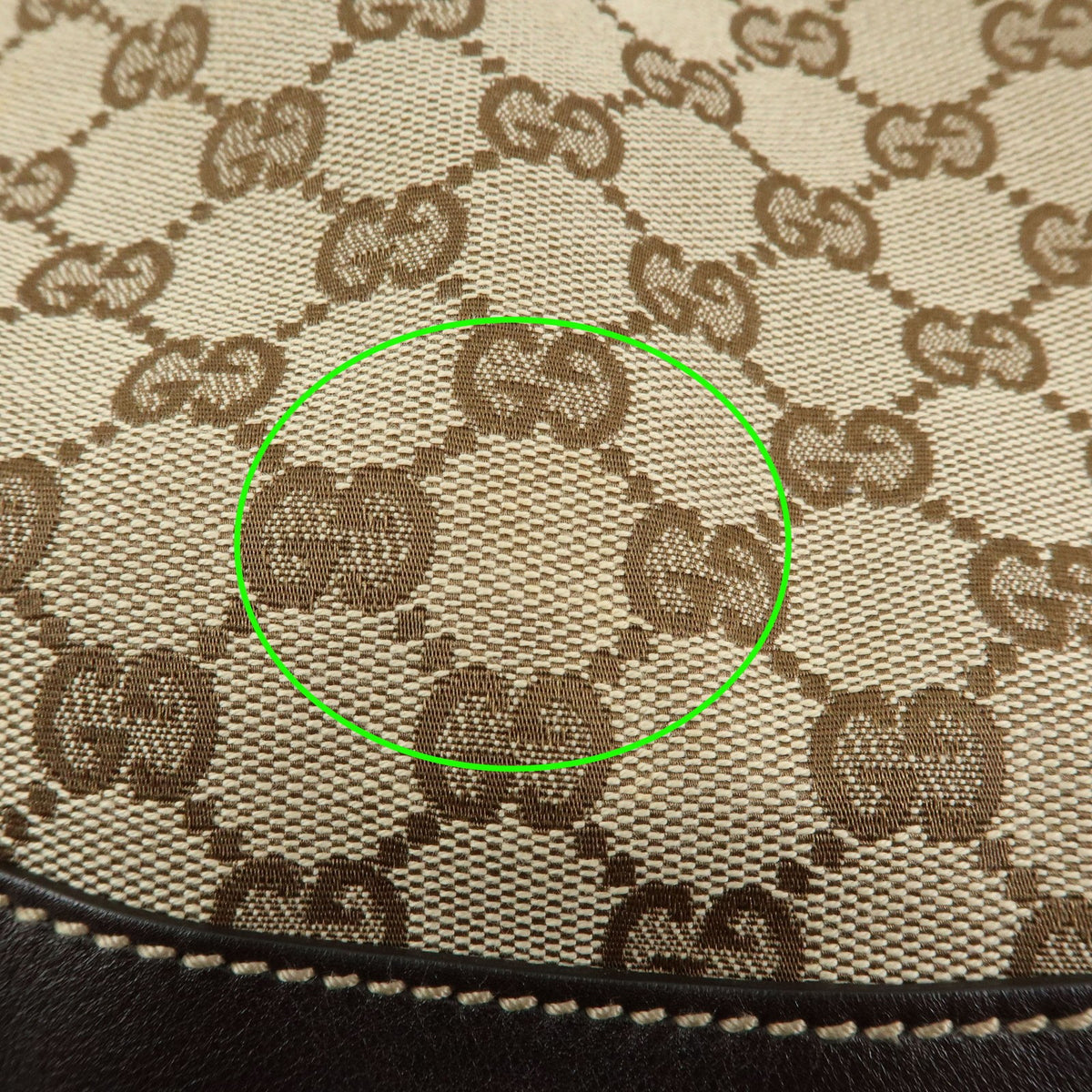 Gucci Beige GG Canvas Bamboo Peggy Hobo Bag