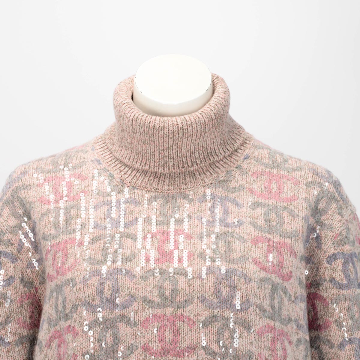 Chanel Pink Cashmere CC Sequined Turtleneck Sweater FR 50