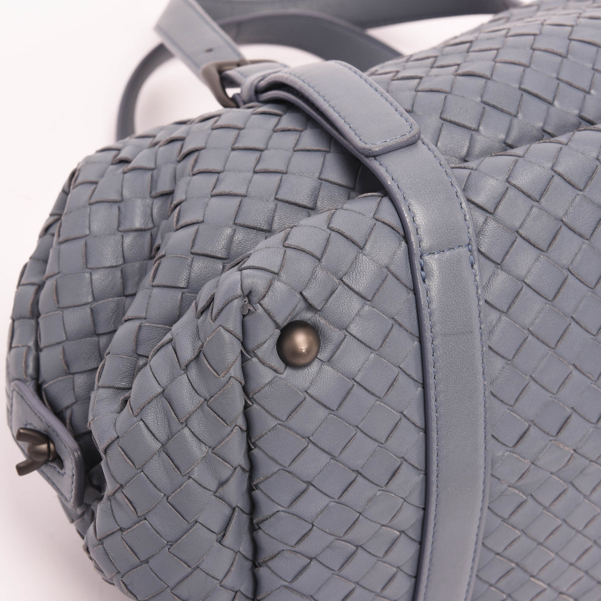 Bottega Veneta Light Purple Intrecciato Montaigne Bag