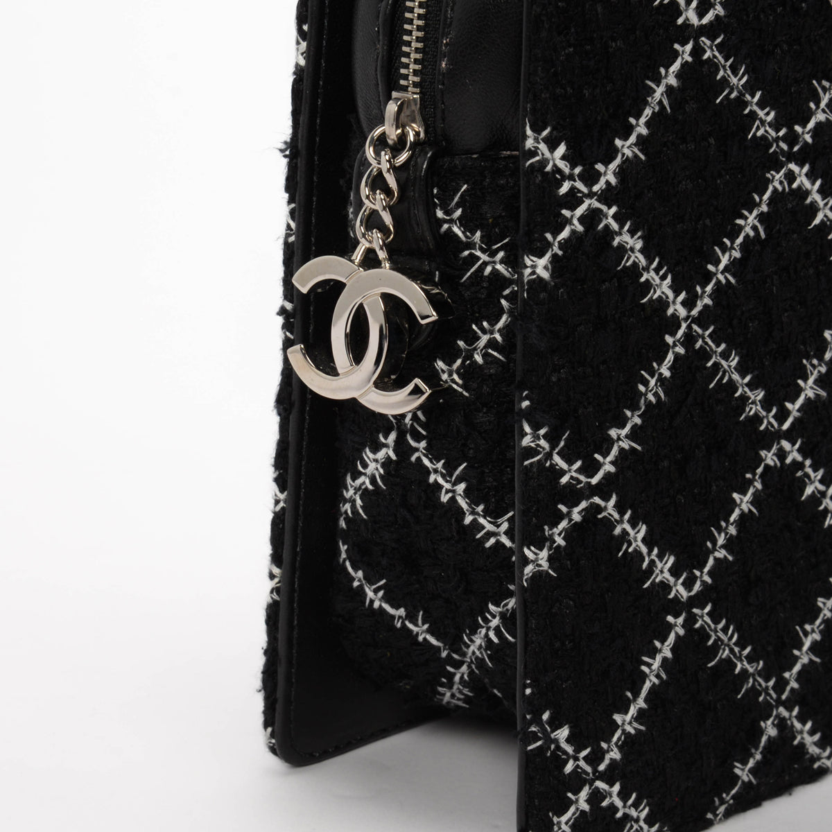 Chanel Black & White Diamond Tweed Resin Chain Shoulder Bag