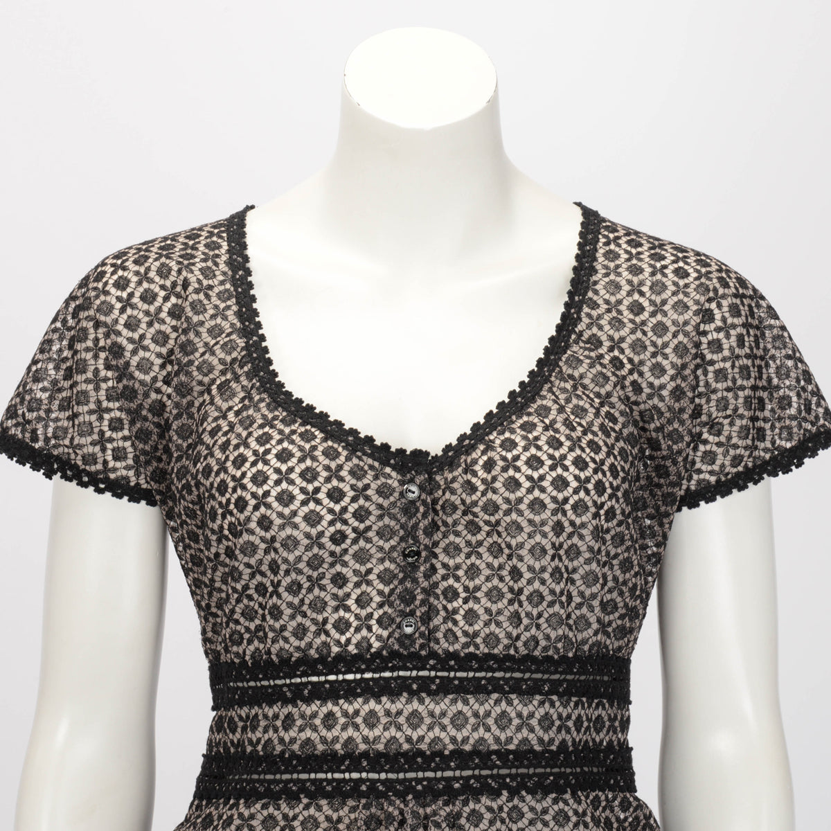 Chanel Black Lace Scoop Neck Top FR 42