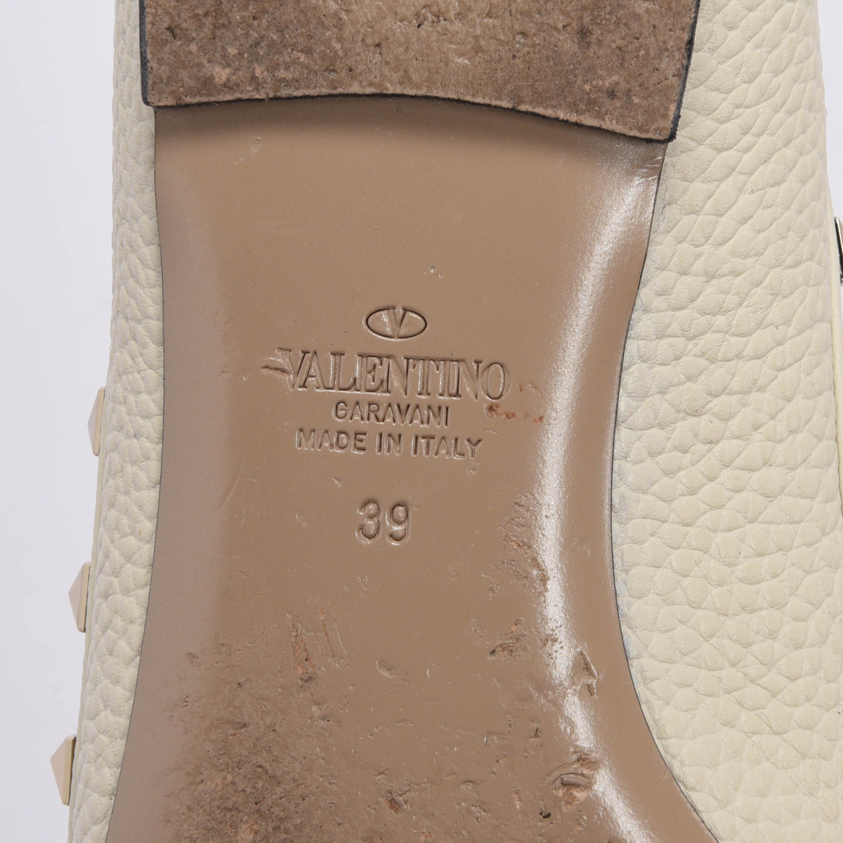 Valentino Cream Grained Calfskin Rockstud Ballerina Flats 39