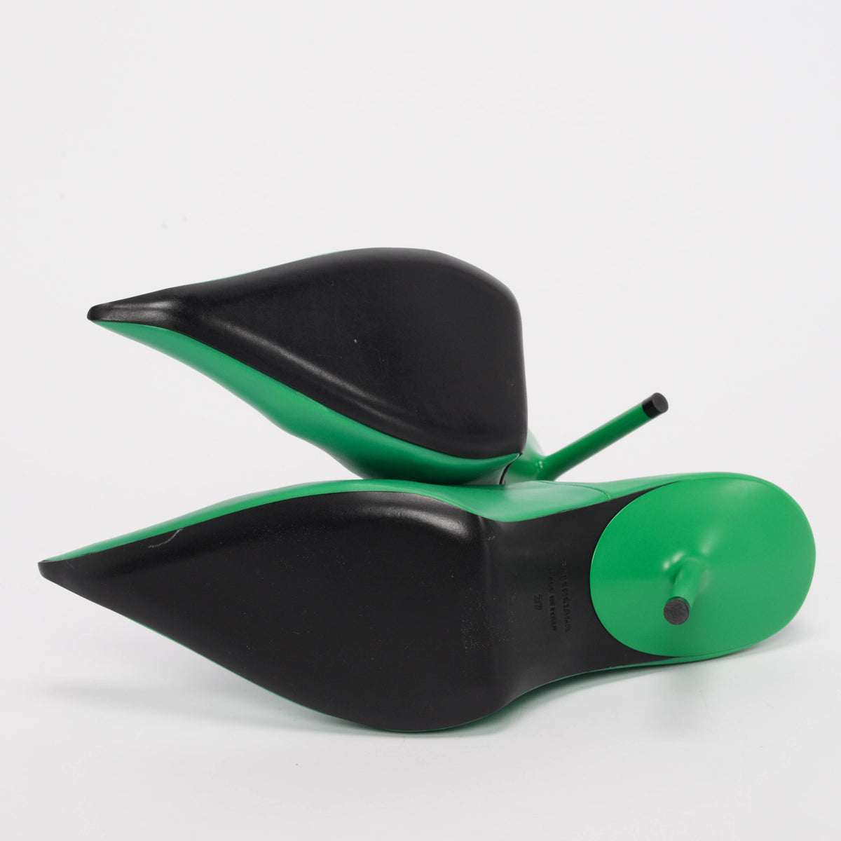 Balenciaga Green Shiny Calfskin Essex Pumps 37