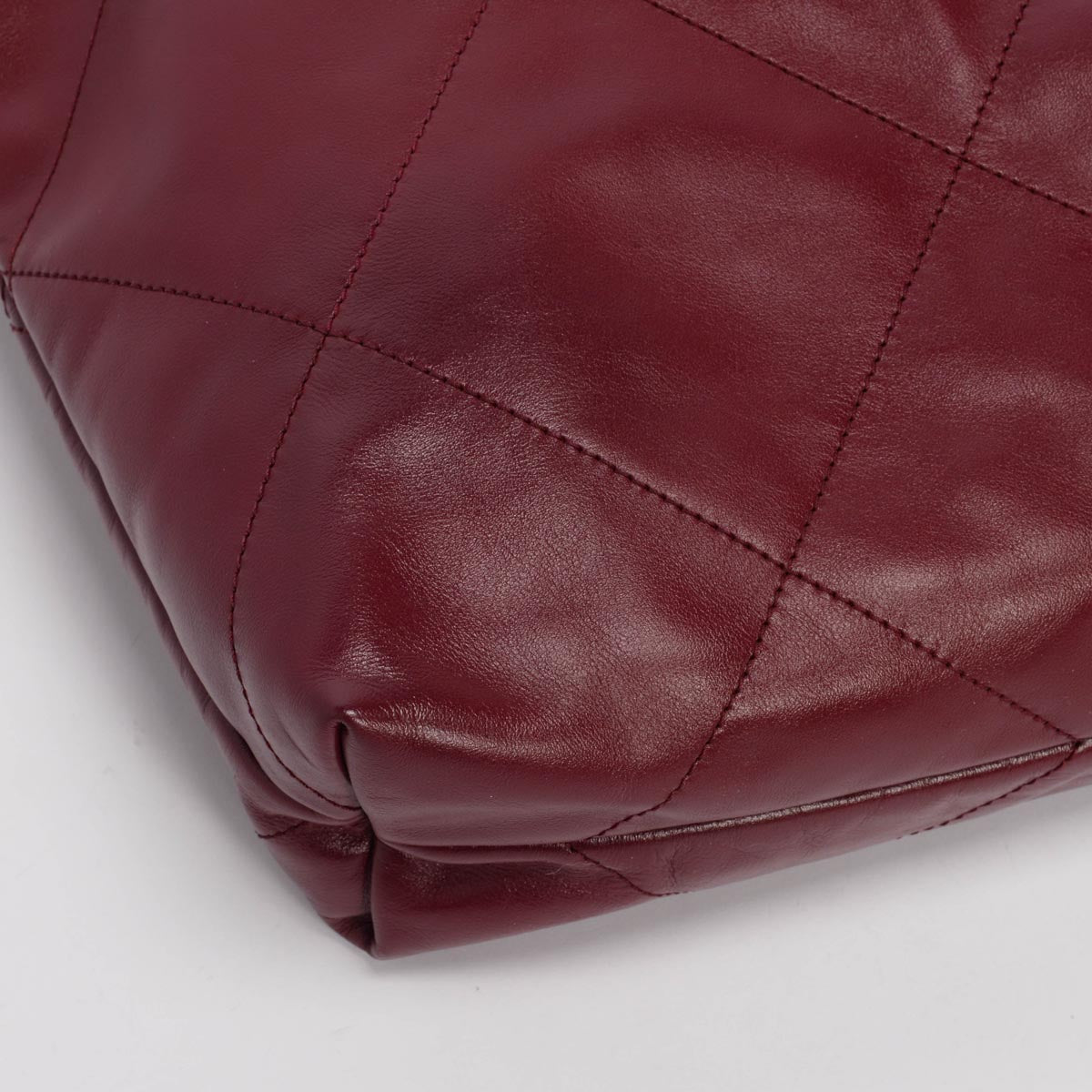 Chanel Burgundy Shiny Calfskin Medium 22 Bag