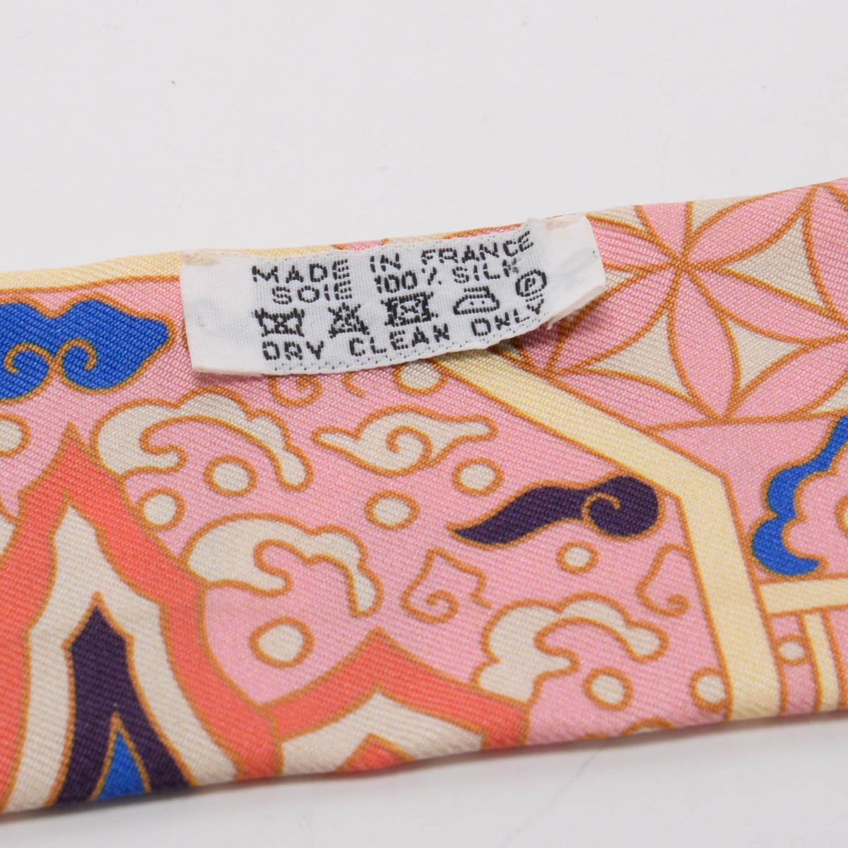 Hermes Pink Silk Collections Imperiales Twilly