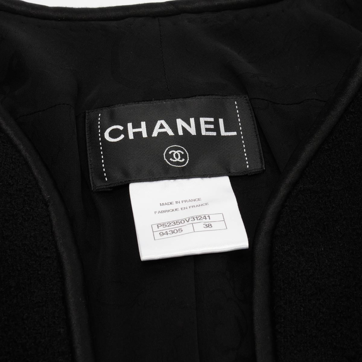 Chanel Black Wool Boucle Collarless Edge to Edge Jacket FR 38