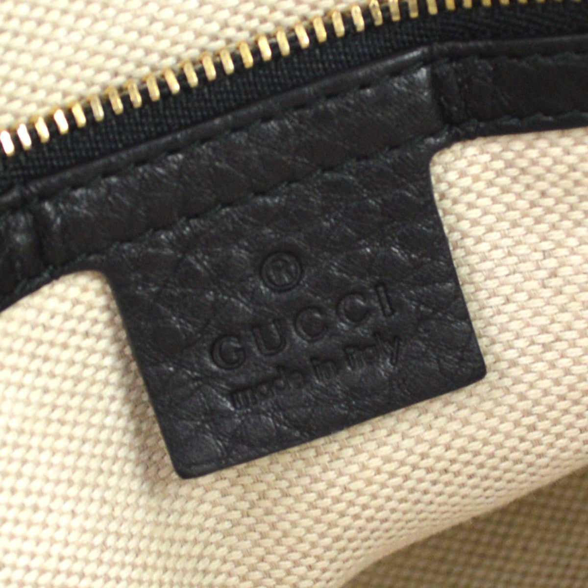 Gucci Black Pebbled Leather Small Soho Top Handle Bag