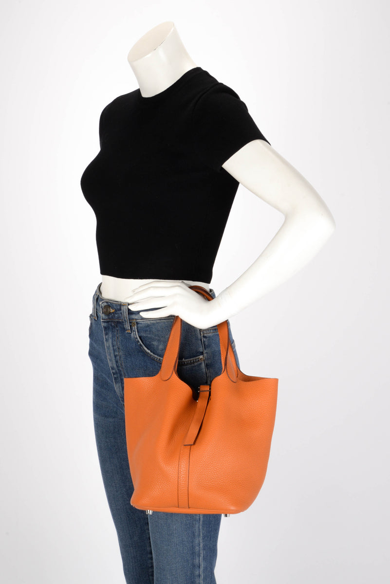 Hermes Orange Clemence Picotin 22
