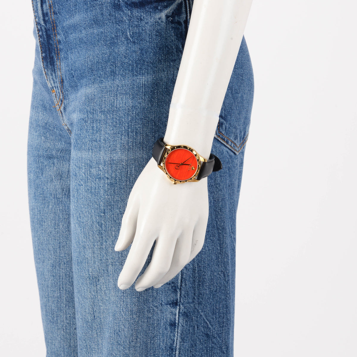 Gucci Coral Gold Tone Le Marche Des Merveilles Watch