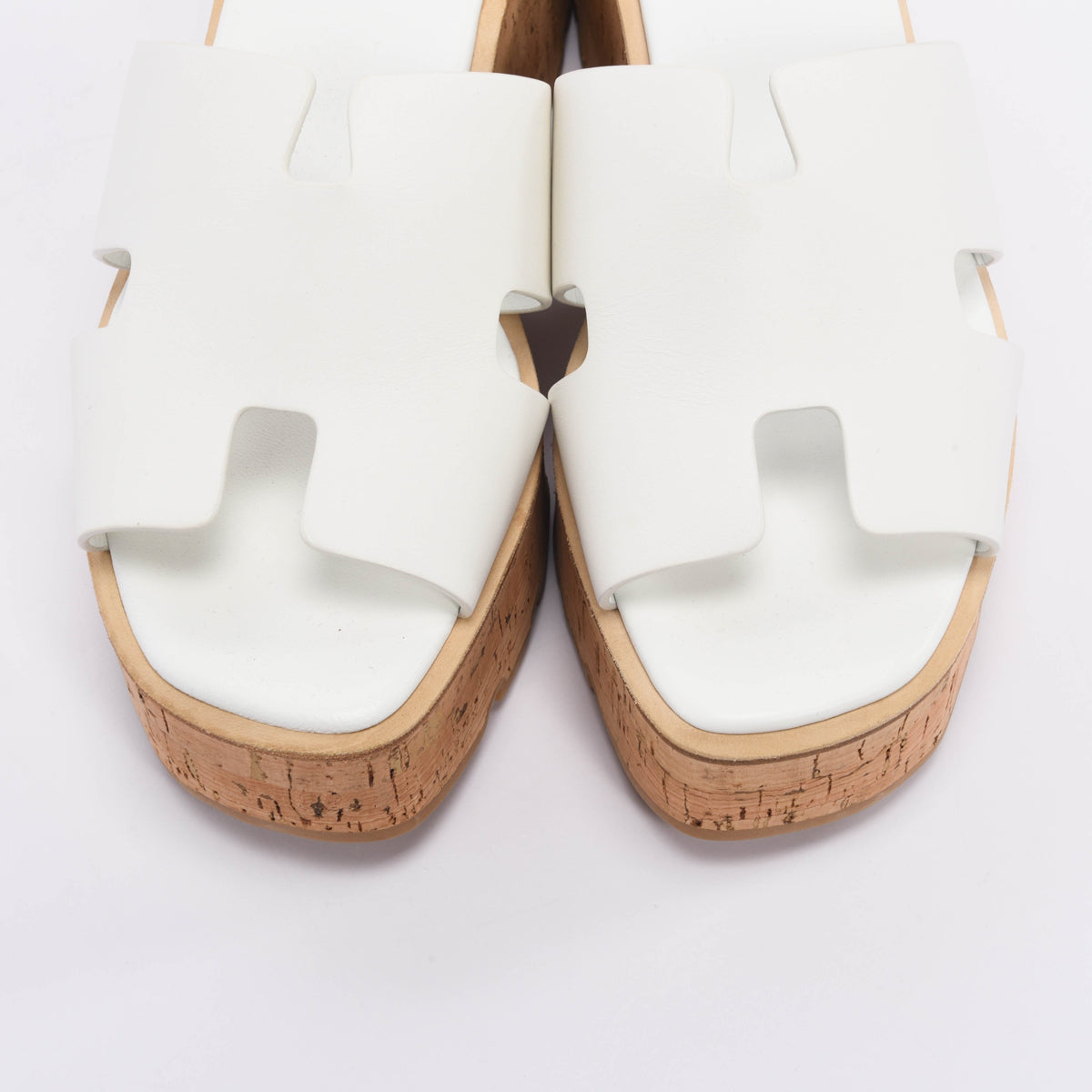 Hermes White Calfskin & Cork Eze 30 Wedges 40