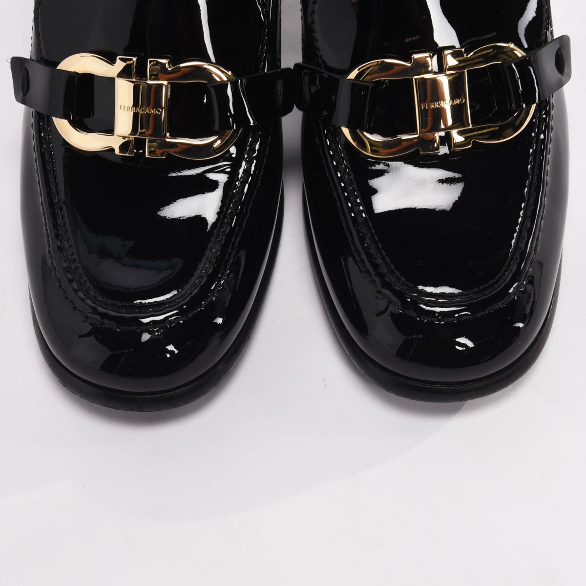 Ferragamo Black Patent Marlena Gancini Ornament Pumps 7