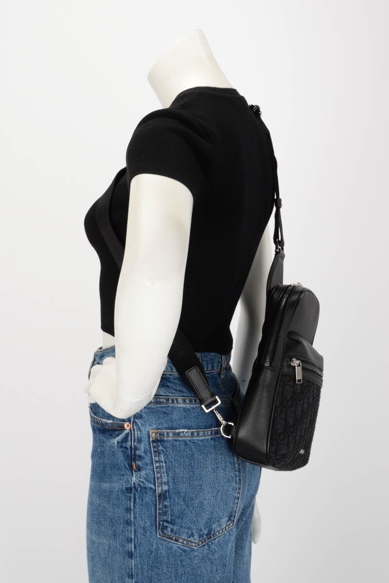 Dior Black Oblique Jacquard Rider 2.0 Sling Bag