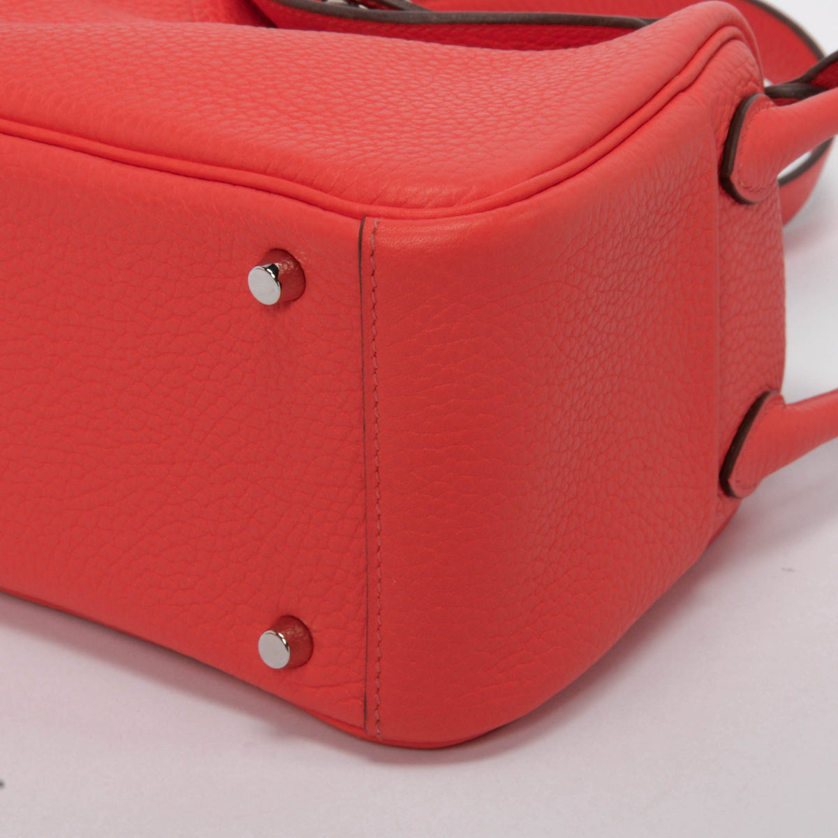 Hermes Rose Texas Clemence Mini Lindy 20