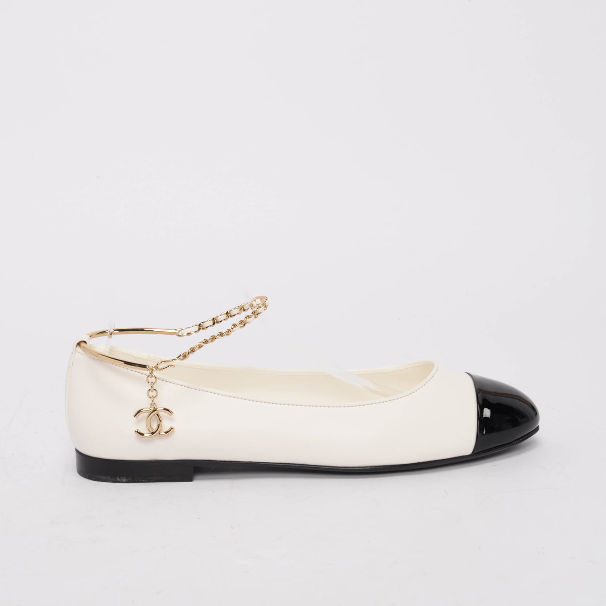 Chanel White Patent Ankle Chain Ballerina Flats 41.5