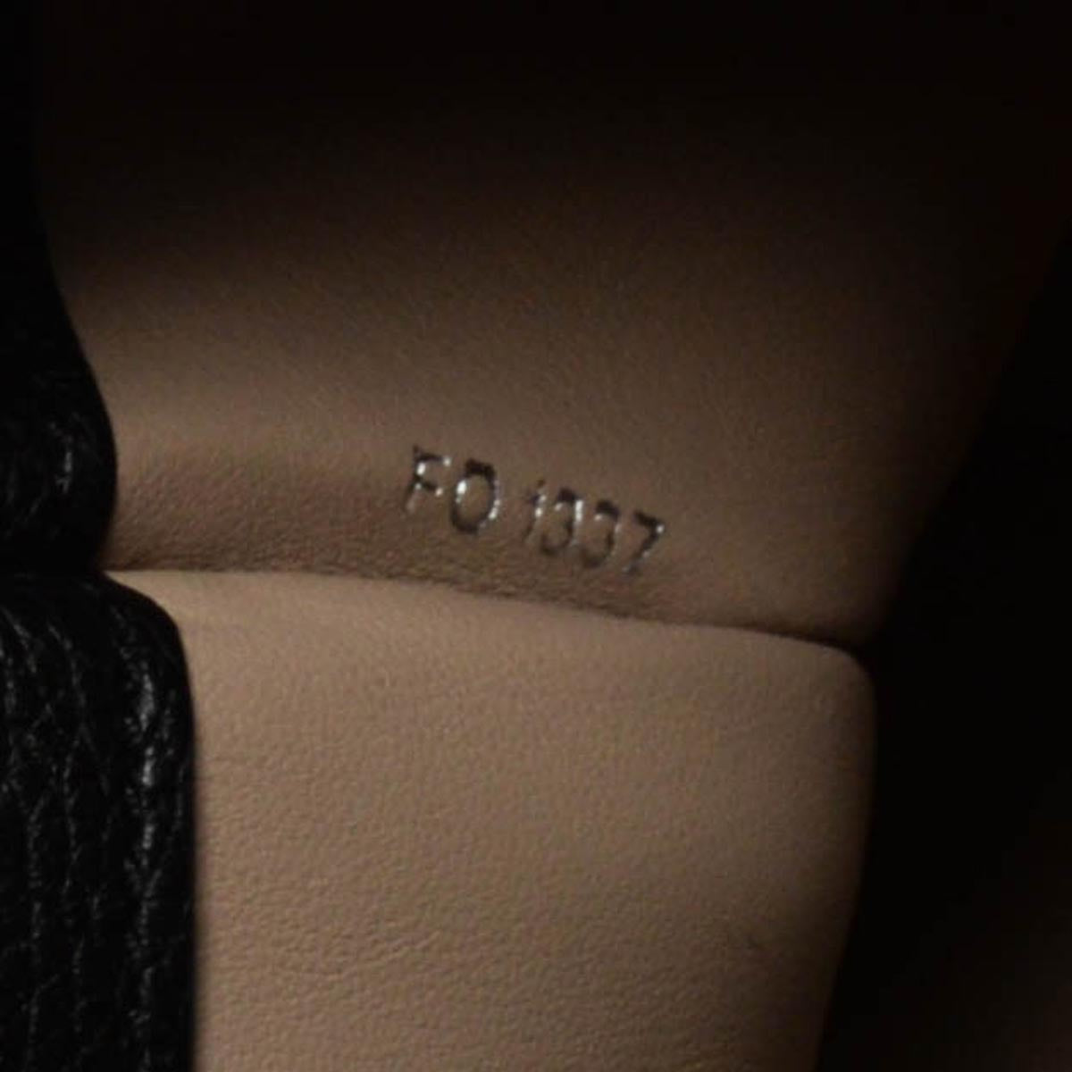 Louis Vuitton Bi-Colour Taurillon City Steamer MM