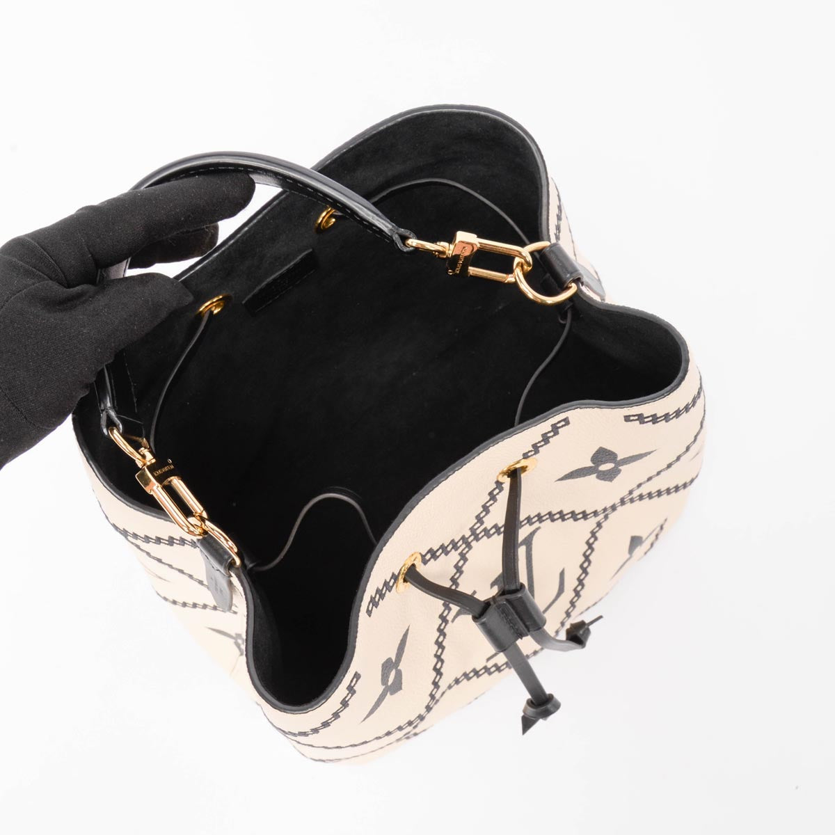 Louis Vuitton Empreinte Monogram Giant Broderies Neonoe MM