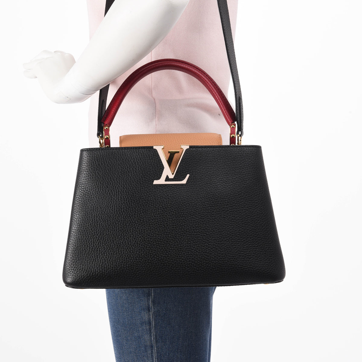 Louis Vuitton Noir Rubis Taurillon Capucines MM