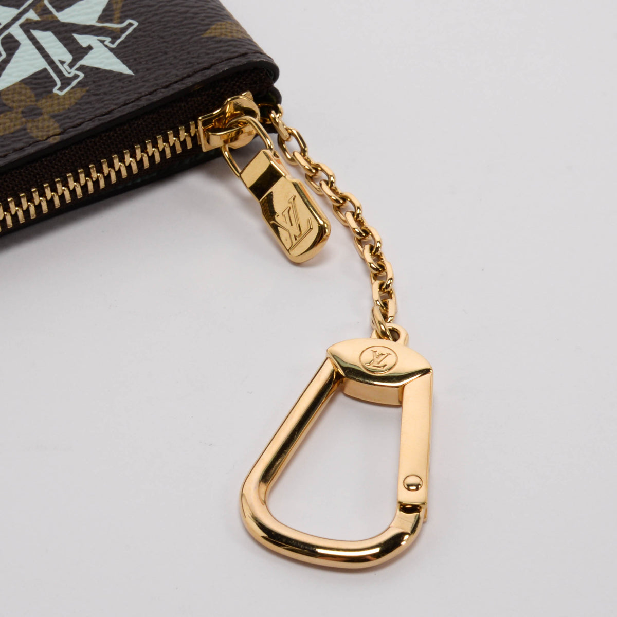 Louis Vuitton Monogram Vivienne Snow Show Key Case