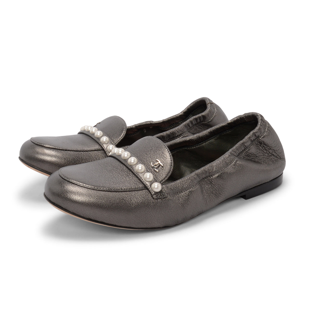 Chanel Gunmetal Metallic Lambskin CC Pearl Scrunch Flats 36.5