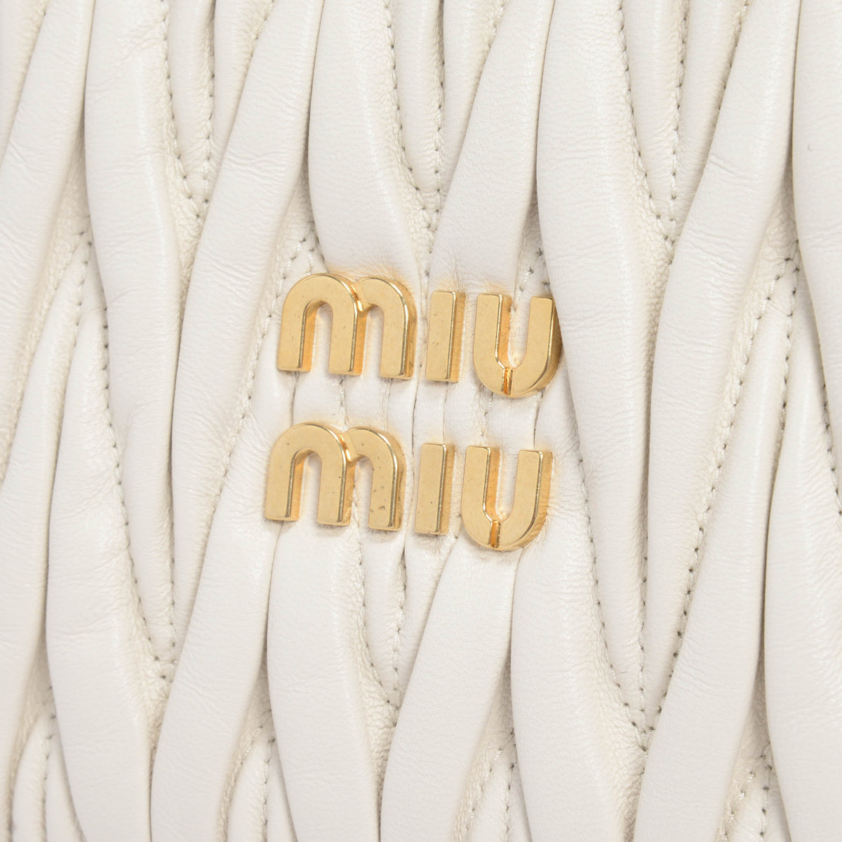 Miu Miu White Nappa Matelasse Medium Wander Bag