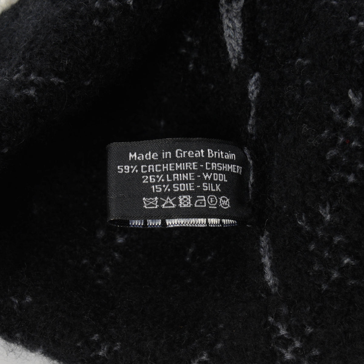 Chanel Black & Ivory Cashmere Blend CC Beanie