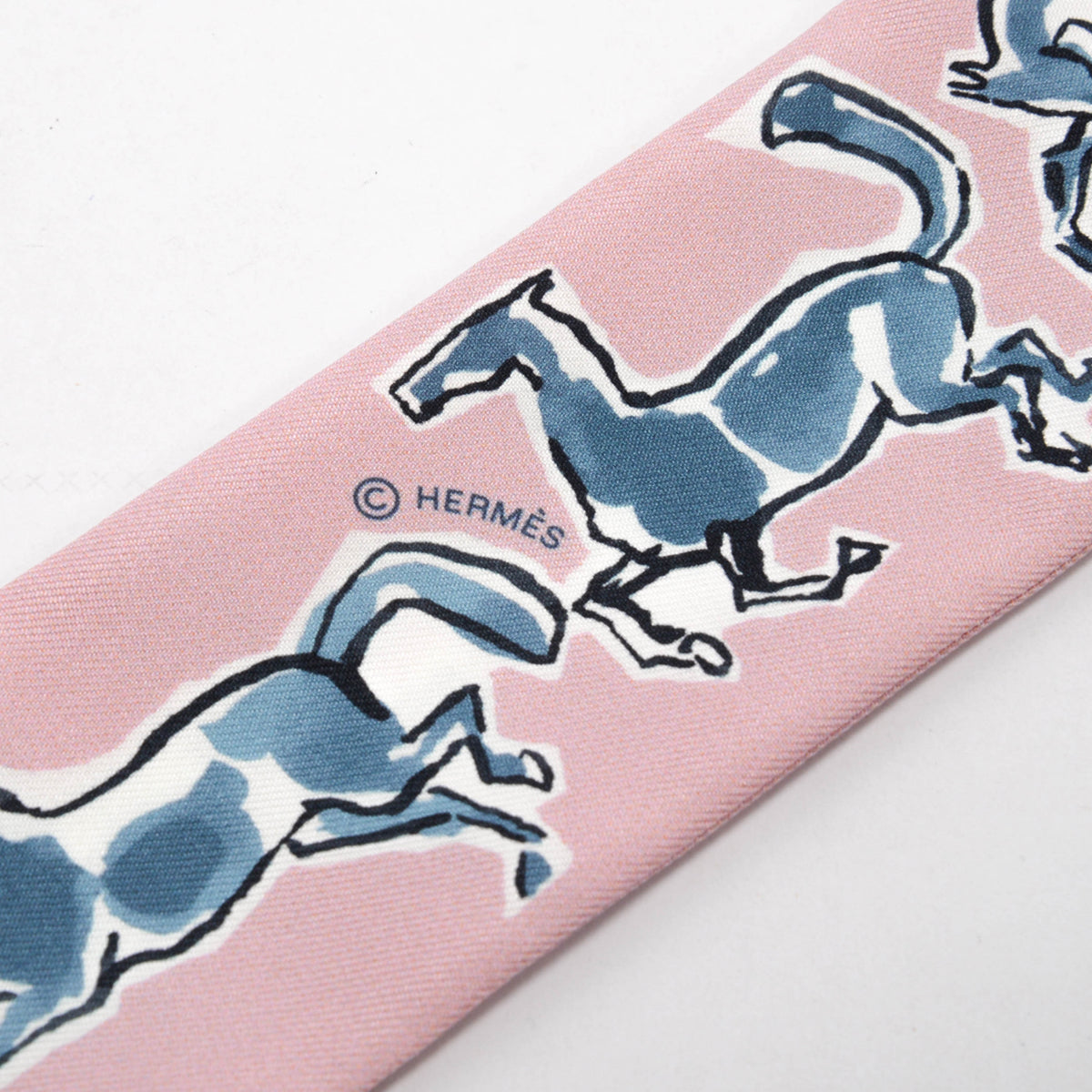 Hermes Rose Silk Chevaux En Liberte Twilly