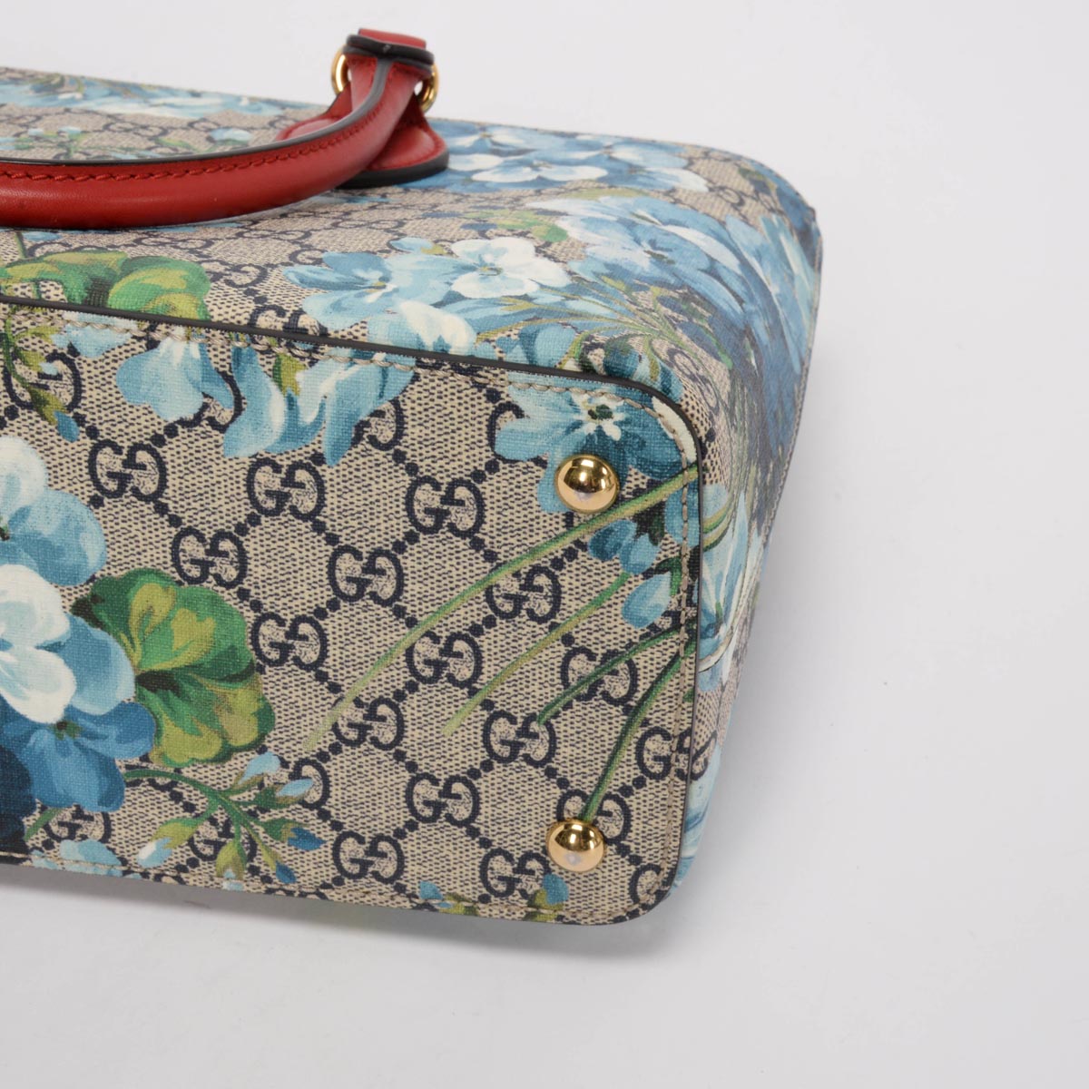 Gucci Red GG Supreme Blooms Medium Zip Tote