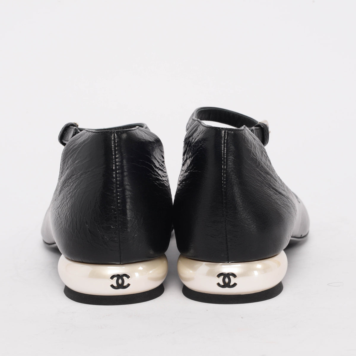 Chanel Black Crumpled Calfskin Mary Jane Ballet Flats 41
