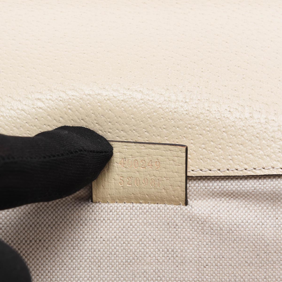Gucci Mystic White Textured Calfskin Dionysus Small Shoulder Bag