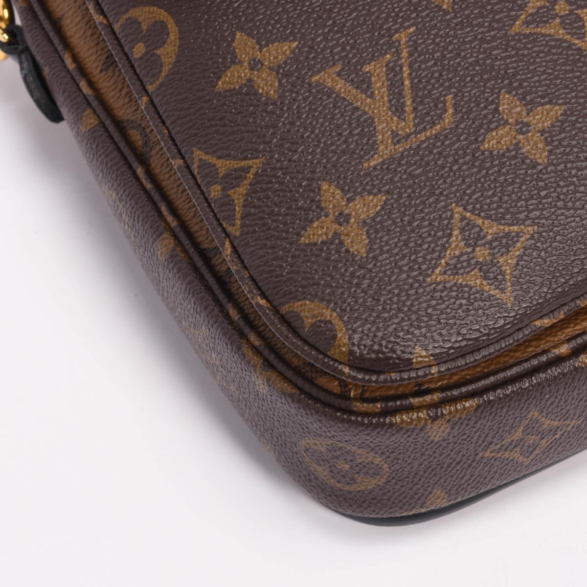 Louis Vuitton Reverse Monogram Pochette Metis