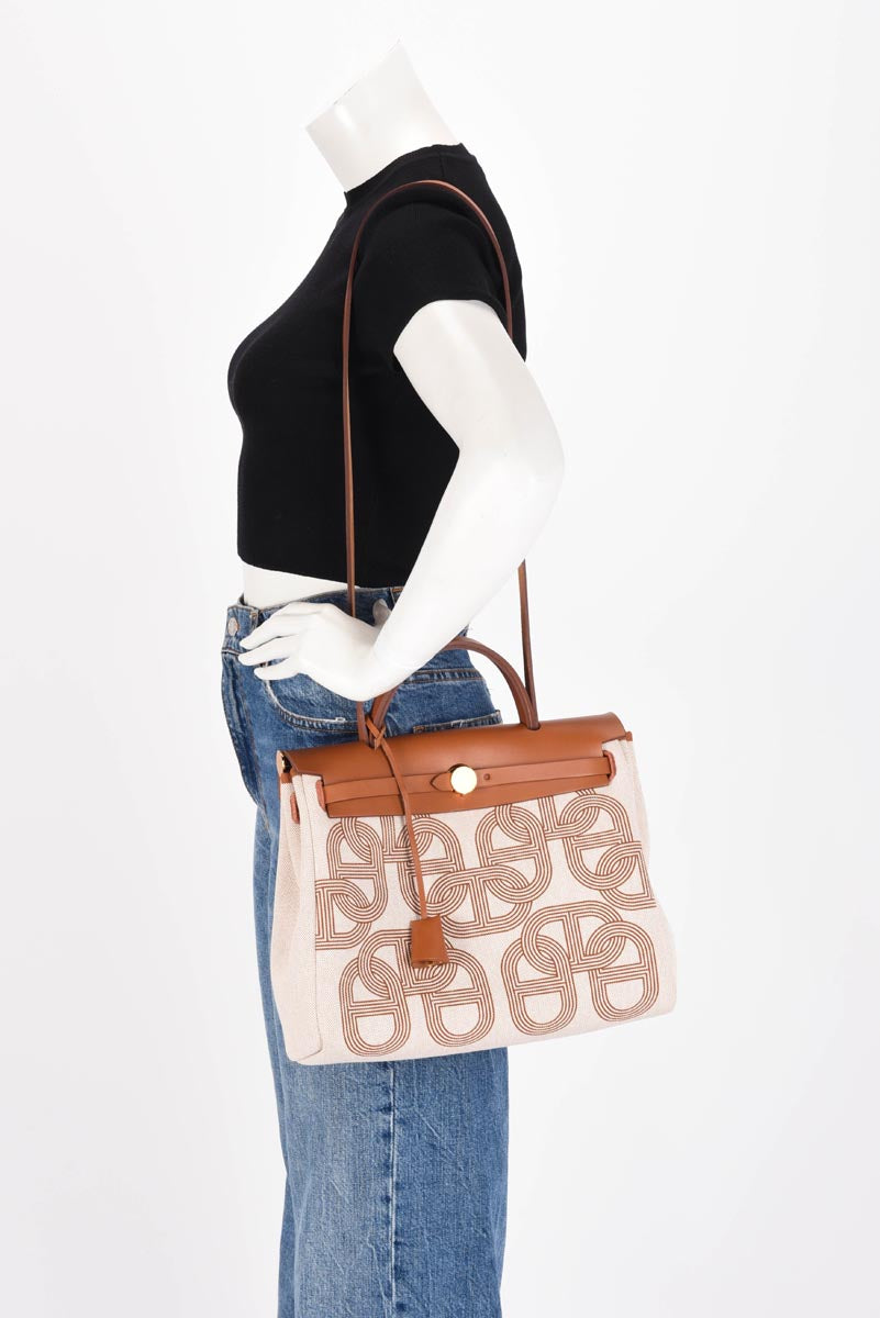 Hermes Ecru H Plume & Hunter CC Circuit 24 Herbag Zip 31