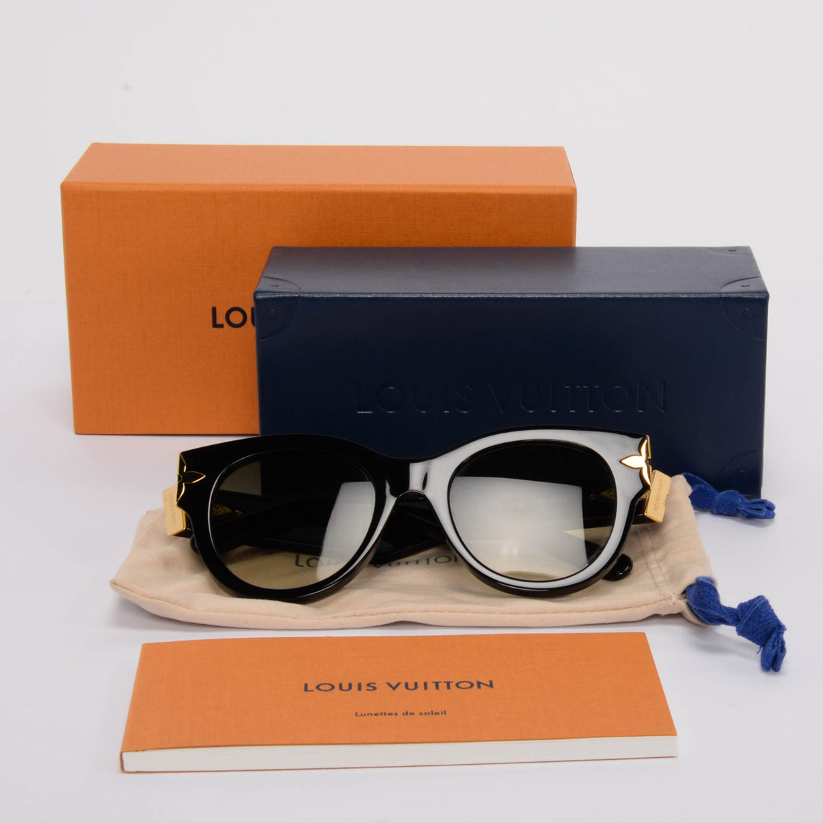 Louis Vuitton Black Flower Edge Round Sunglasses