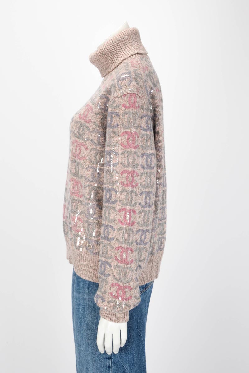 Chanel Pink Cashmere CC Sequined Turtleneck Sweater FR 50