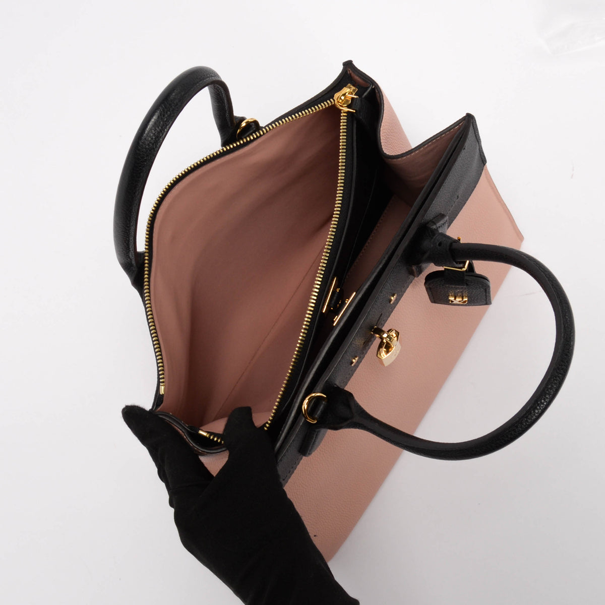 Louis Vuitton Bi-Colour Taurillon City Steamer MM Bag